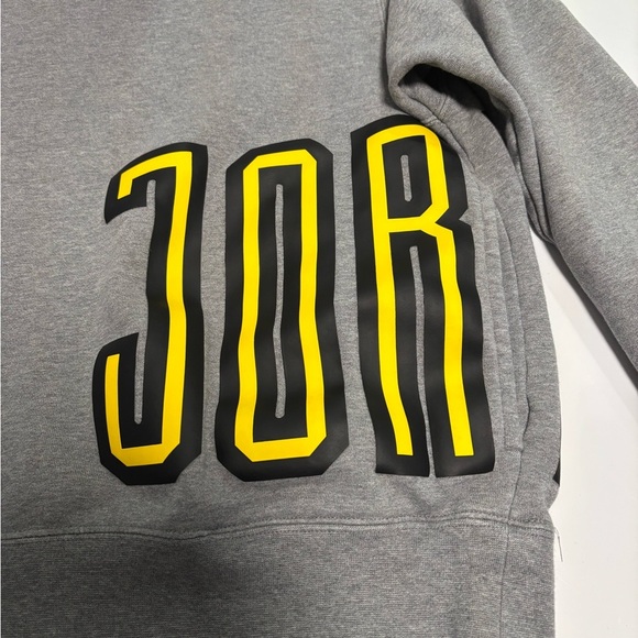 Men’s Jordan Hoodie (medium) - Picture 2 of 10